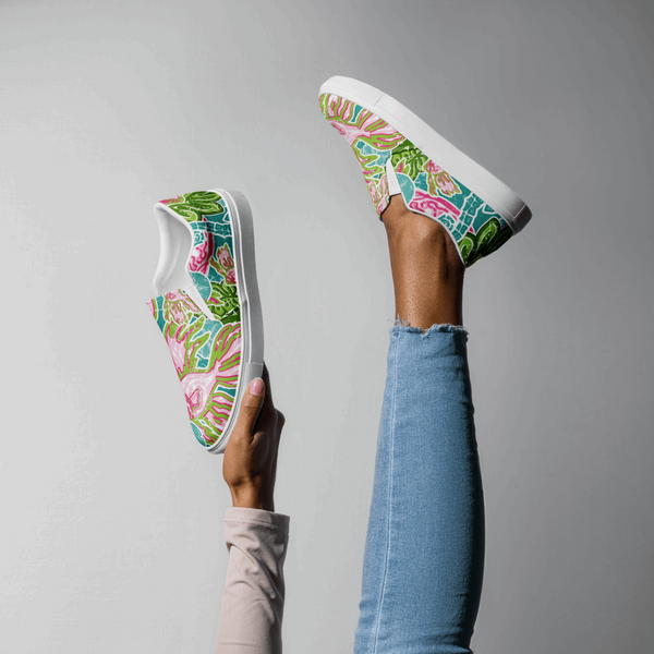 Seychelle's Women’s slip-on canvas boat shoes